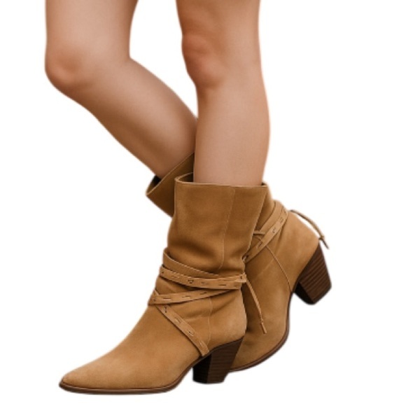 Schultz NWT Portia Honey Peach Suede Western Boots Wrapped Belt Pointed Toe 5.5 - Picture 1 of 12